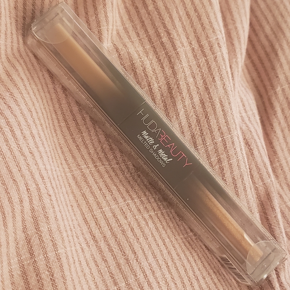 HUDA BEAUTY Matte and Metal Melted Shadows